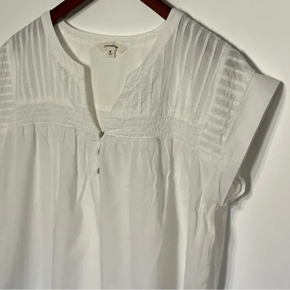 Lucky Brand white cap sleeve popover blouse, Pintuck detail. Relaxed fit Medium - Picture 3 of 5